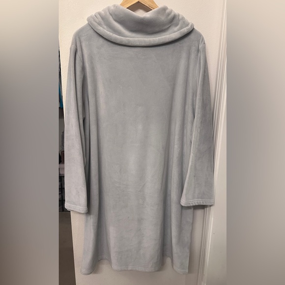 Softies Snuggle Lounger Light Blue Size 2X/3X Oprah’s Favorite Cozy Robe - Picture 3 of 13